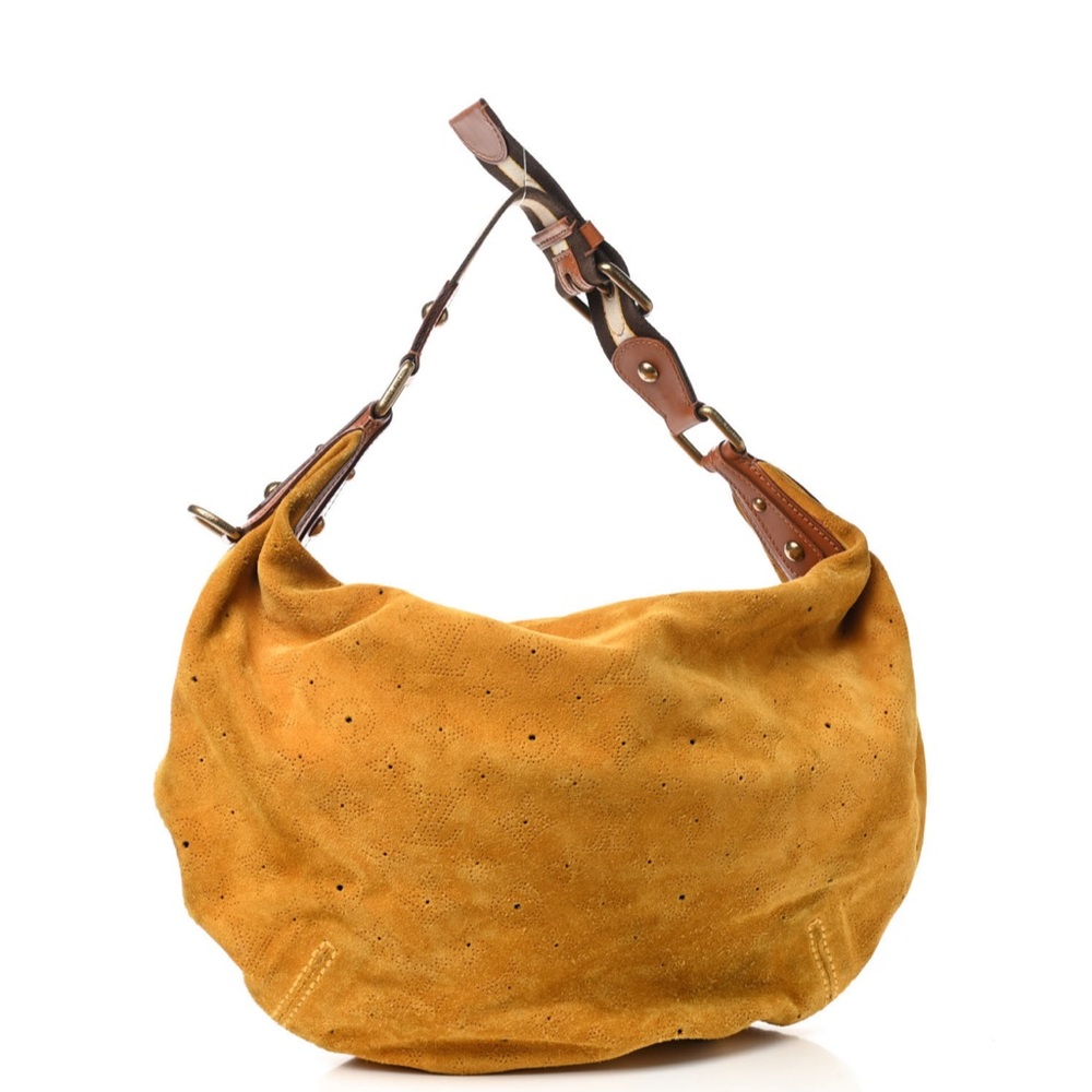 Louis Vuitton suede mahina onatah PM in maize